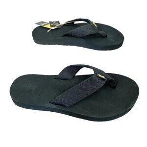 NWT Teva Mush 2 Women’s Black thong flip flop Sandal Size 6